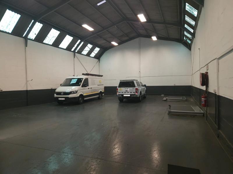 To Let Commercial Property for Rent in Parow East Western Cape